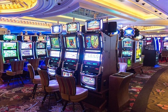 what are las vegas style slot machines